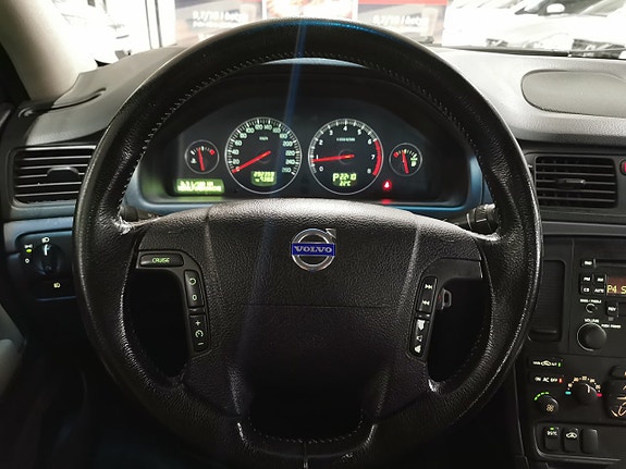 Volvo S80 14 of 18