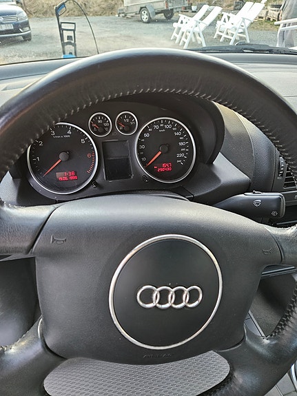 Audi A2 7 of 10