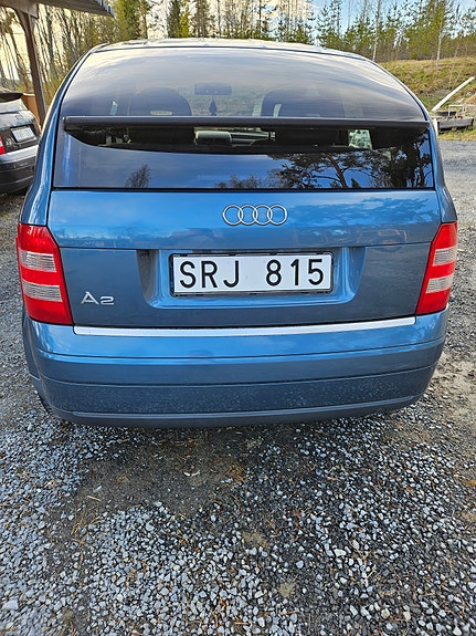 Audi A2 4 of 10