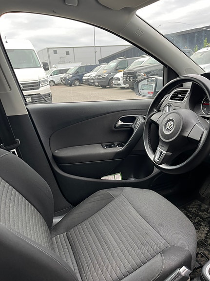 Volkswagen Polo 5 of 5