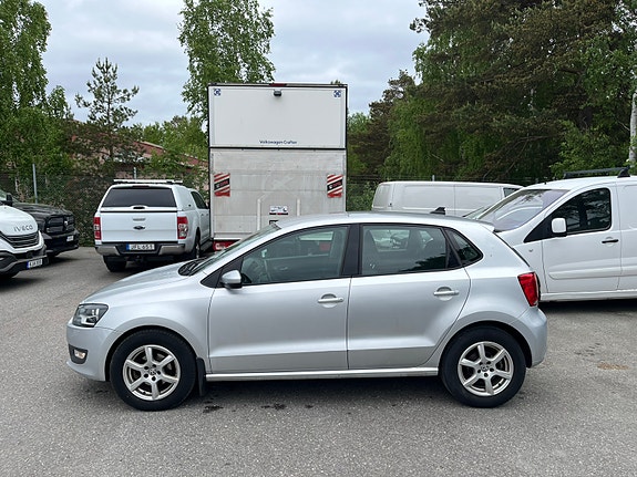 Volkswagen Polo 2 of 5