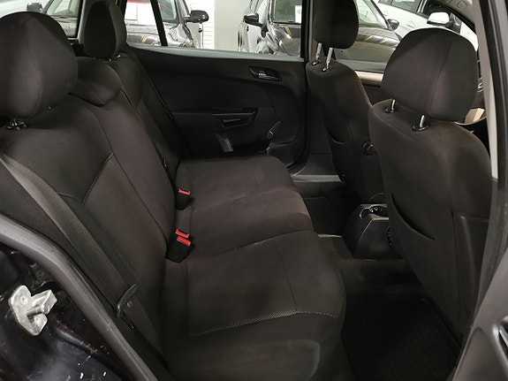 Opel Astra 11 of 16