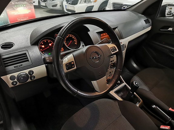 Opel Astra 7 of 16