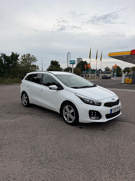 Kia Ceed 3 of 17