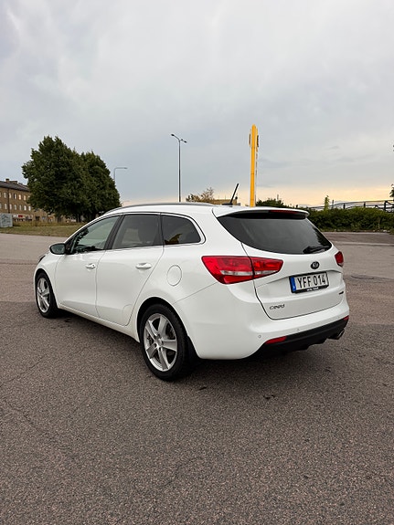 Kia Ceed 7 of 17