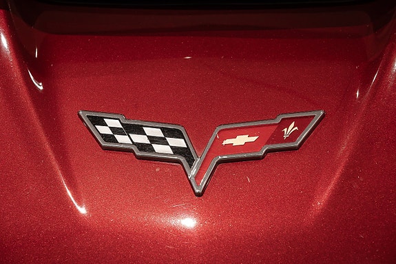 Chevrolet Corvette 17 of 30