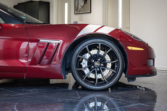 Chevrolet Corvette 7 of 30