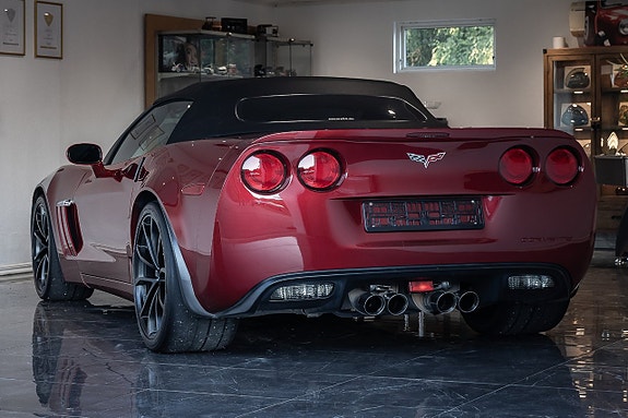 Chevrolet Corvette 6 of 30