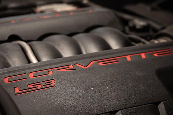 Chevrolet Corvette 14 of 30