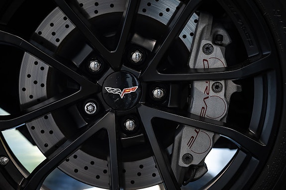 Chevrolet Corvette 28 of 30