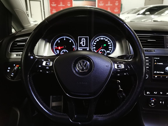 Volkswagen Golf Alltrack 15 of 22