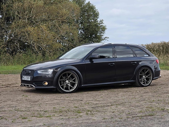 Audi A4 allroad 2 of 13