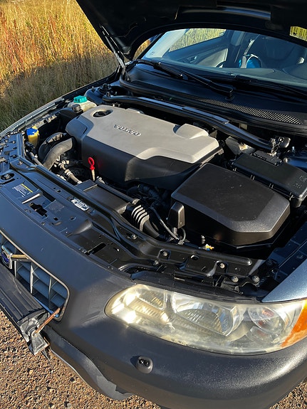 Volvo XC70 8 of 12