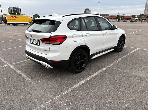 BMW X1 4 of 17