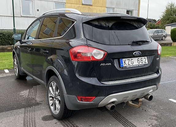 Ford Kuga 2 of 5