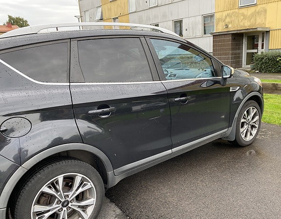Ford Kuga 4 of 5