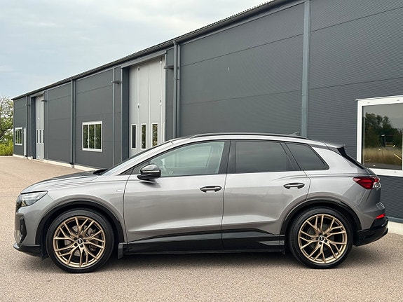 Audi Q4 e-tron 4 of 20