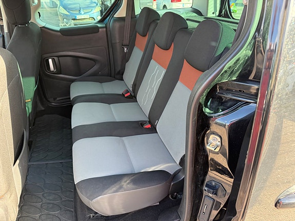 Peugeot Partner Tepee 11 of 18