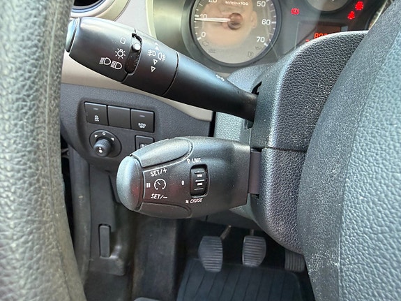 Peugeot Partner Tepee 15 of 18