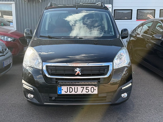 Peugeot Partner Tepee 18 of 18