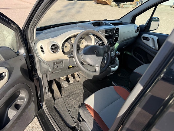 Peugeot Partner Tepee 7 of 18