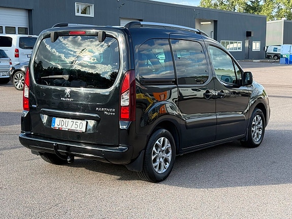 Peugeot Partner Tepee 4 of 18