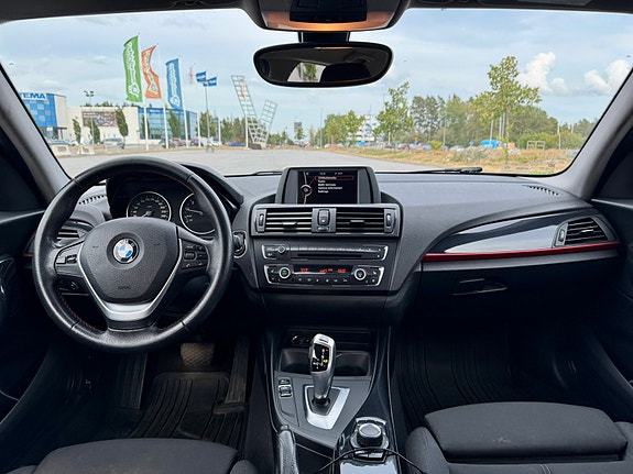BMW 116i 11 of 12