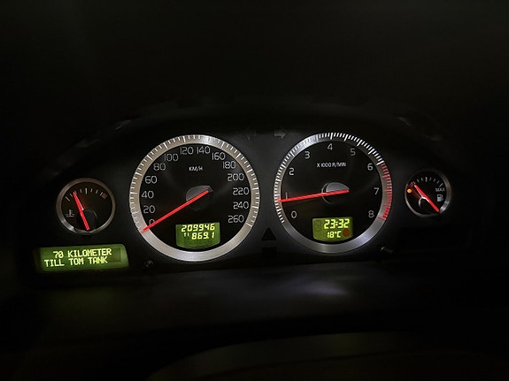 Volvo S60 13 of 17