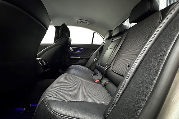Mercedes-Benz C300 e 15 of 30