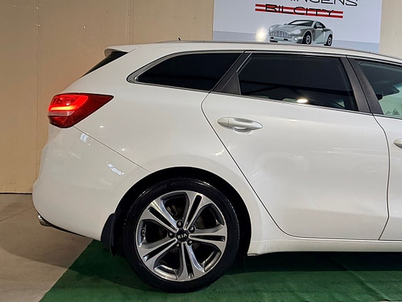 Kia Ceed 4 of 22