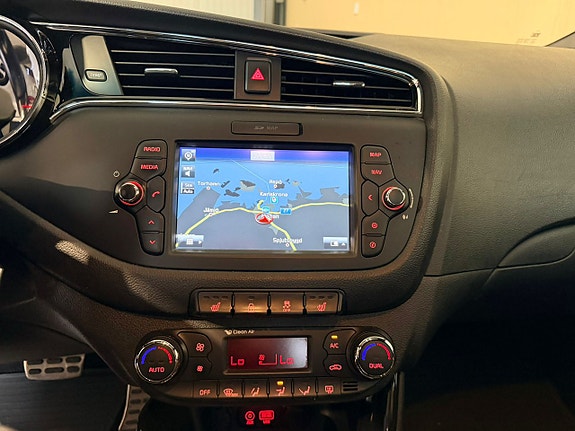 Kia Ceed 13 of 22