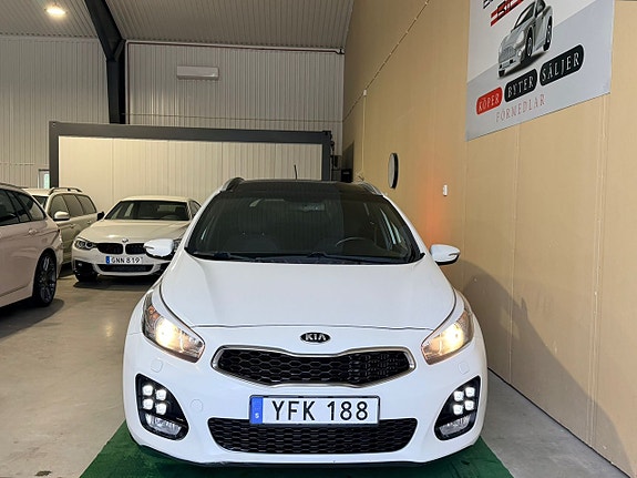Kia Ceed 2 of 22
