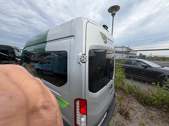 Ford Transit 5 of 5