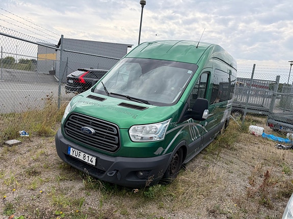 Ford Transit 2 of 5