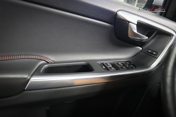 Volvo XC60 20 of 30