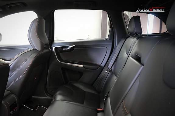 Volvo XC60 29 of 30