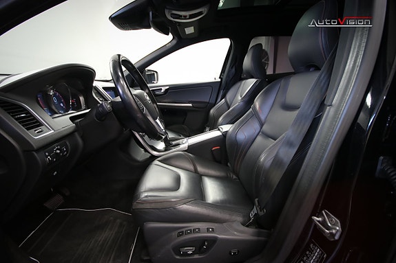 Volvo XC60 13 of 30