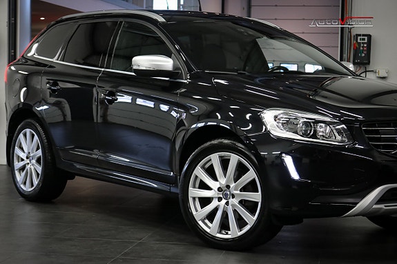 Volvo XC60 3 of 30