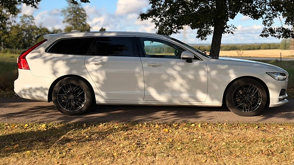 Volvo V90 7 of 21