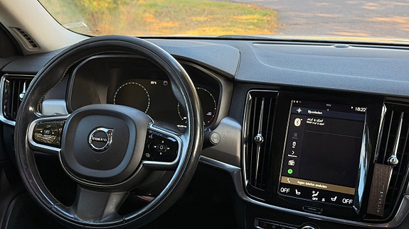 Volvo V90 9 of 21