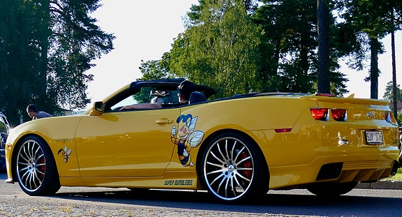 Chevrolet Camaro 3 of 6