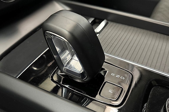 Volvo XC60 29 of 30