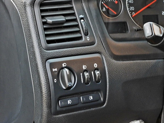 Volvo V70 18 of 22