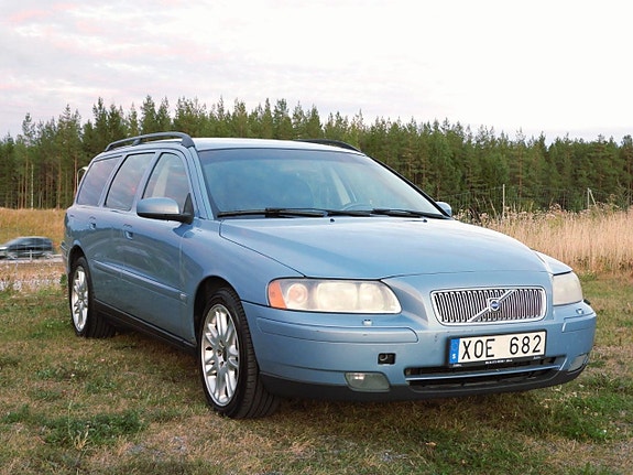 Volvo V70 5 of 22