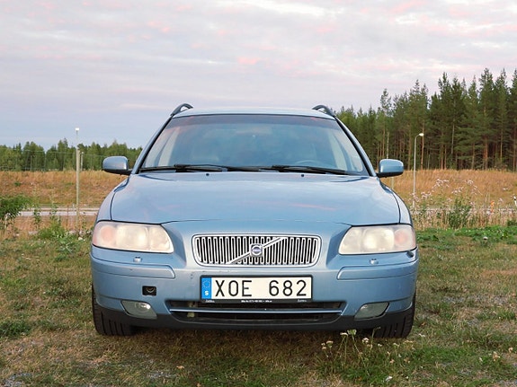 Volvo V70 6 of 22