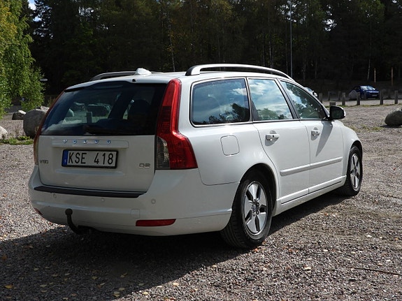 Volvo V50 4 of 22