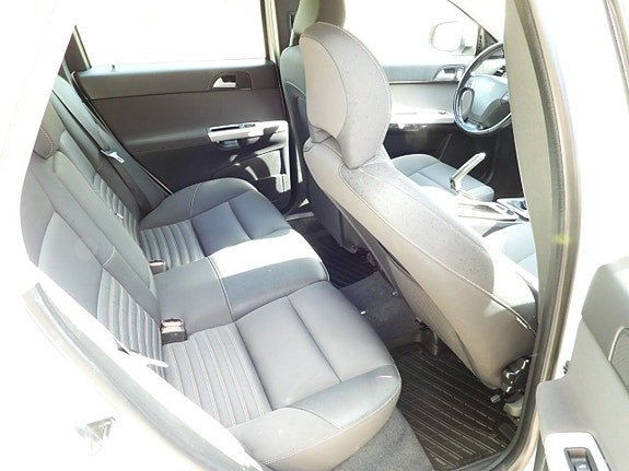 Volvo V50 14 of 22