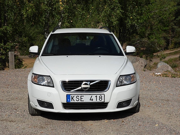 Volvo V50 6 of 22