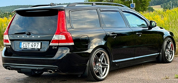 Volvo V70 6 of 11