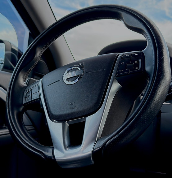 Volvo V70 9 of 11